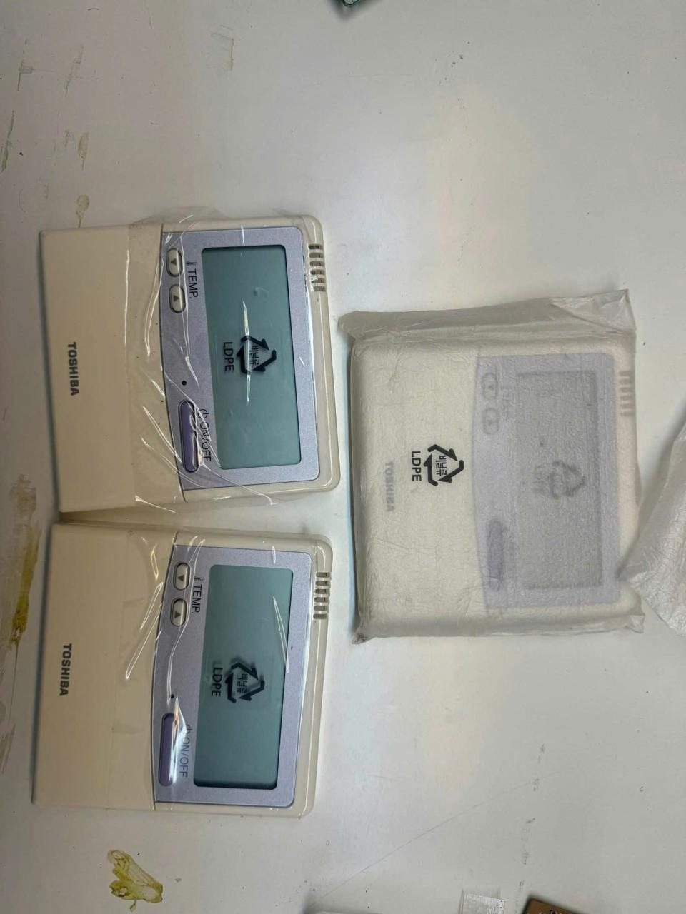 Khiển gắn tường điều hòa Toshiba chuyên nghiệp