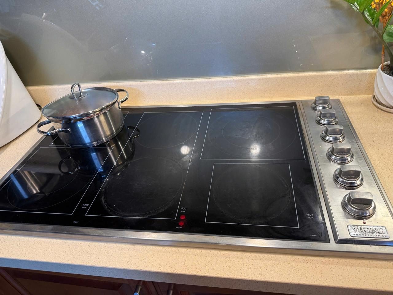 Sửa bếp điện từ Viking chuyên nghiệp tại nhà