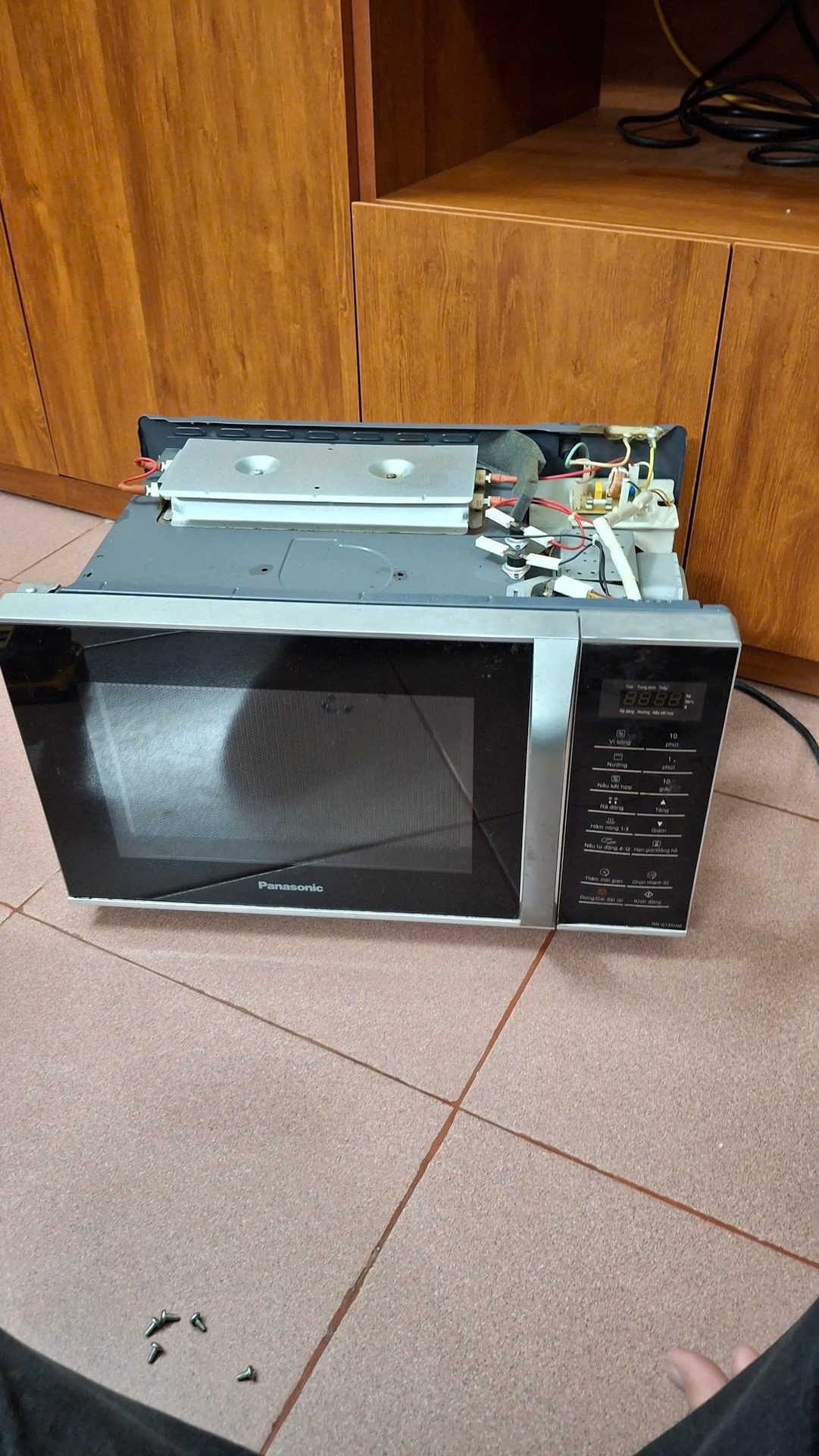 Sửa chữa lò vi sóng panasonic inveter