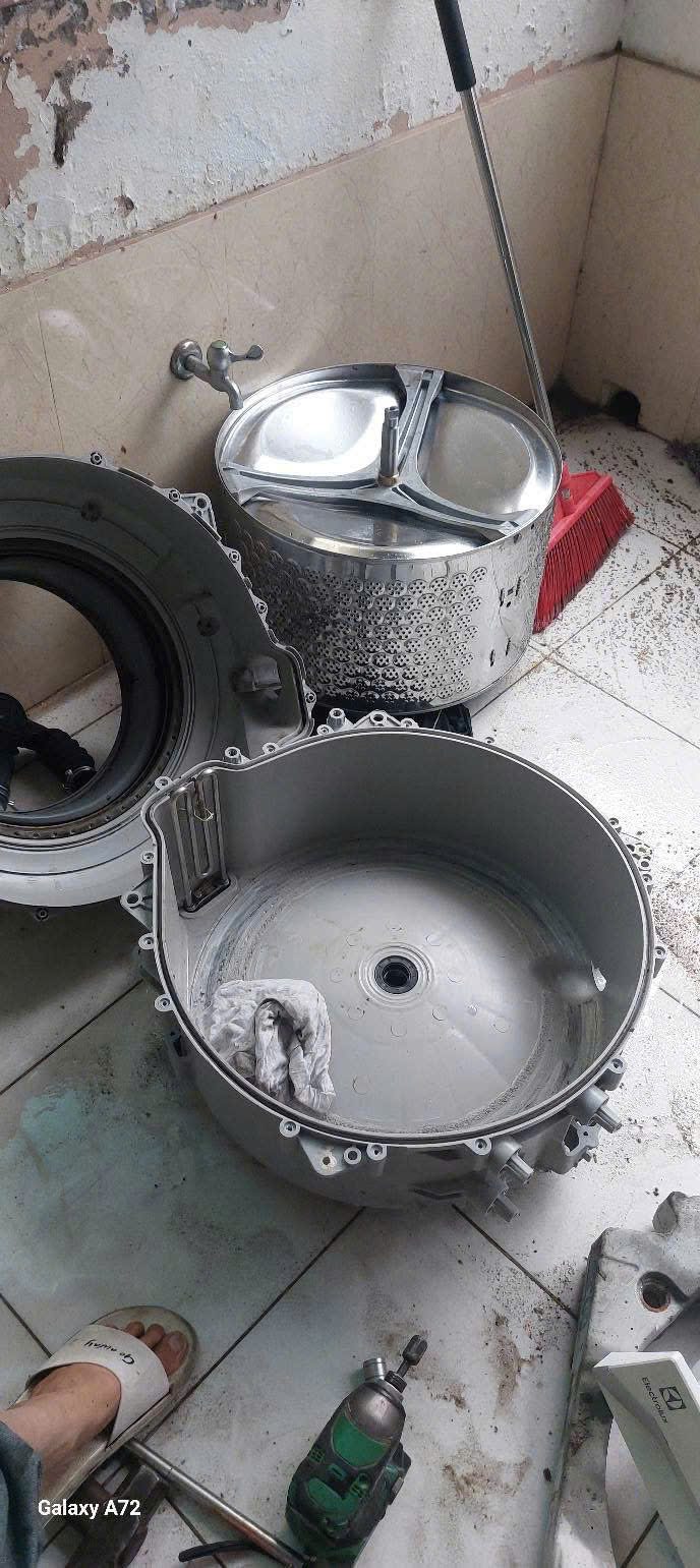 Vệ sinh bảo dưỡng sửa chữa máy giặt sharp chuyên nghiệp